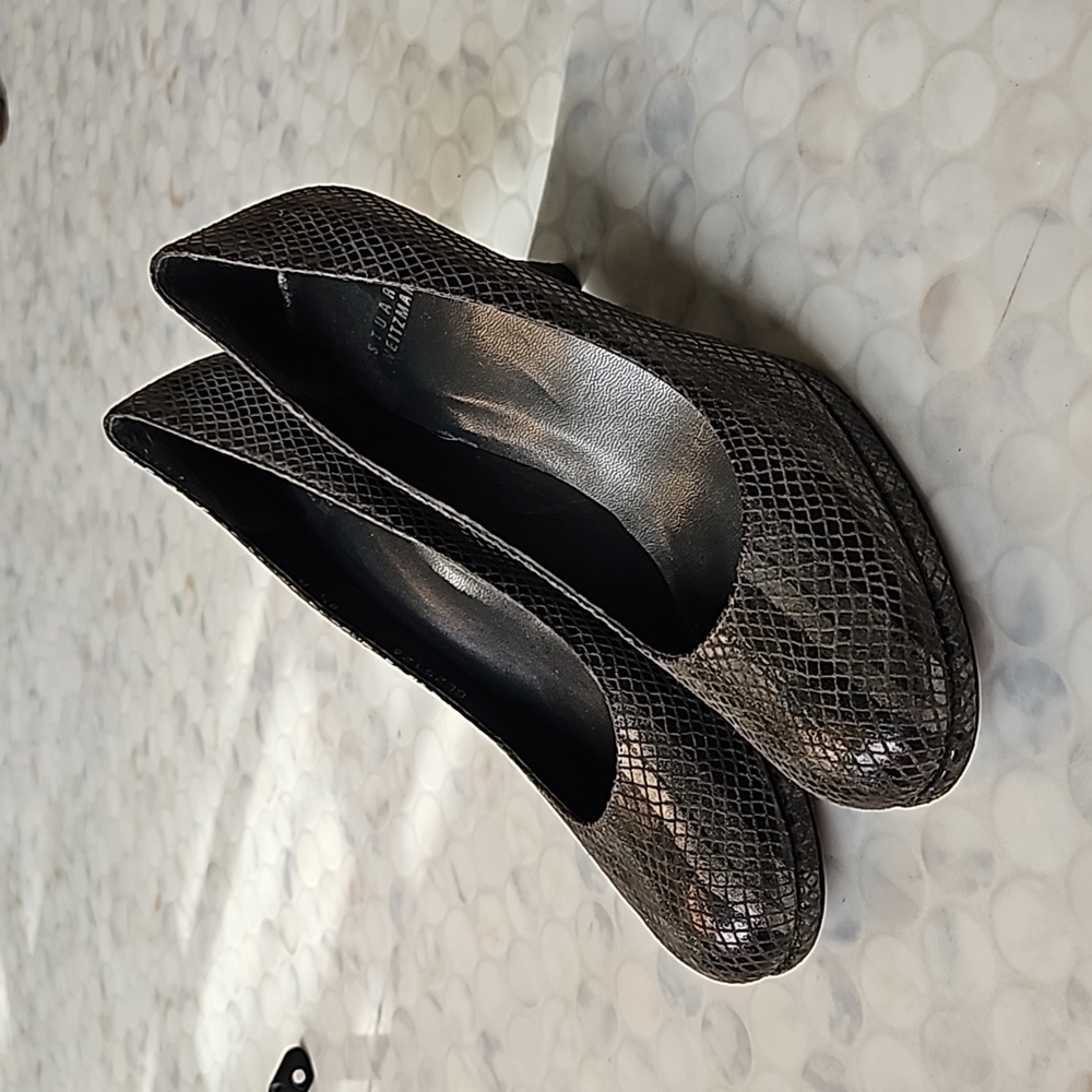 Stuart Weitzman striped shoe